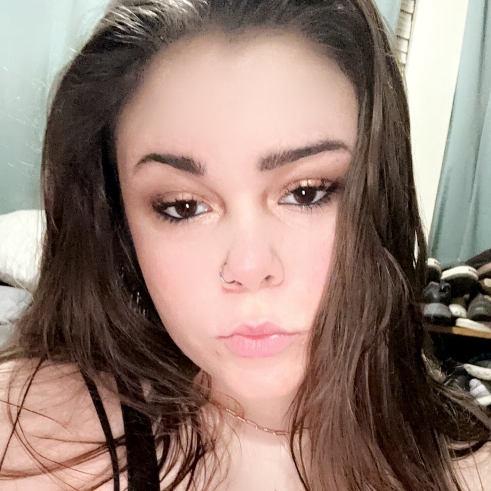 Meet your Posher, Taya